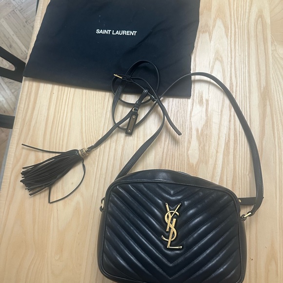 Saint Laurent Black Quilted Leather Lou Camera Crossbody Bag - Picture 4 of 6